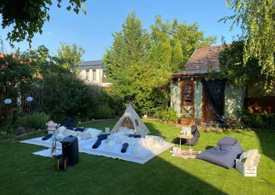 moziest a kertben